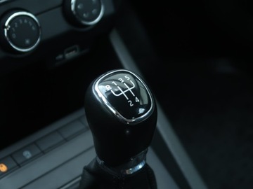 Skoda Octavia III Kombi Facelifting 1.6 TDI 115KM 2018 Skoda Octavia 1.6 TDI, Salon Polska, zdjęcie 14