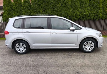 Volkswagen Touran III 1.6 TDI 115KM 2016 Volkswagen Touran Volkswagen Touran 1.6 Diesel 115KM, zdjęcie 6