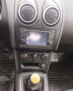 Nissan Qashqai I Crossover Facelifting  1.5 dCi 110KM 2012 Nissan Qashqai 1.5dci110KMSerwisNaviSkory 1.5 Diesel 110KM, zdjęcie 2