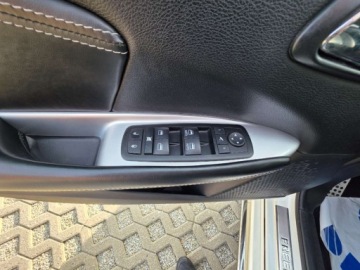 Fiat Freemont 2.0 Multijet II 16v 170KM 2014 Fiat Freemont 2.0 170Ps Automat Navi Skora 4x4 Gwarancja 2.0 Diesel 170KM, zdjęcie 19
