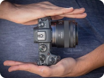 БЕЗЗЕРКАЛЬНАЯ КАМЕРА CANON EOS RP ОБЪЕКТИВ RF 24–105 мм F4-7.1 IS STM + АКСЕССУАРЫ