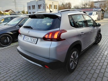 Peugeot 2008 I SUV Facelifting 1.2 PureTech 110KM 2017 Peugeot 2008 Automat Navi Klimatronik PDC Alu 1.2 Benzyna 110KM, zdjęcie 6