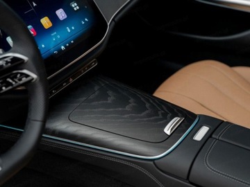 Mercedes Klasa E W214 Sedan 2.0 220d 197KM 2025 E Klasa 220 d 4-Matic AMG 2.0 (197KM) 2025, zdjęcie 10