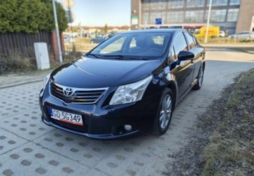 Toyota Avensis III Sedan 2.0 D-4D 126KM 2011 Toyota Avensis Toyota Avensis 2.0 D-4D 2.0 Diesel 126KM