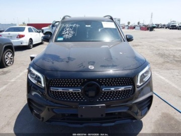 Mercedes GLB 2021 Mercedes-Benz GLB 250 2021 2.0 Benzyna 221KM, zdjęcie 7