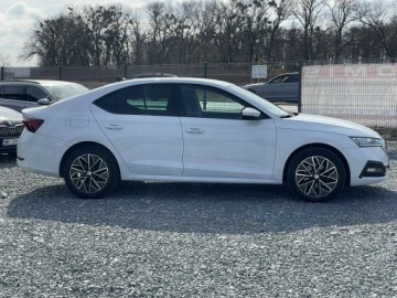 Skoda Octavia IV Liftback 2.0 TDI 150KM 2021 Škoda Octavia Skoda Octavia 2.0TDi 150KM 2021, zdjęcie 4