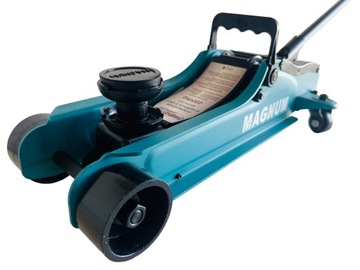 НИЗКОПРОФИЛЬНЫЙ ТОЧЕЧНЫЙ АВТОМОБИЛЬНЫЙ ДОМКРАТ 2,5 Т + 2 РЕЗИНОВЫХ