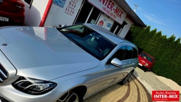 Mercedes Klasa E W213 Kombi 2.0 220d 194KM 2020 Mercedes-Benz Klasa E Niski przebieg Idealne bogata wersja AUTOMAT 2.0, zdjęcie 17