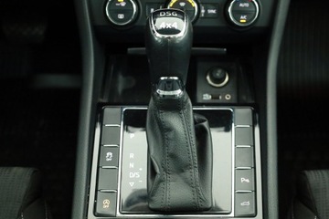 Skoda Superb III Kombi 2.0 TDI 190KM 2016 Skoda Superb 2.0 TDI, Salon Polska, 187 KM, 4X4, zdjęcie 14