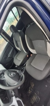 Dacia Sandero II Hatchback 5d 1.5 dCi 75KM 2013 Dacia Sandero 1.5 DCI 75 KM Klima, zdjęcie 8