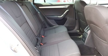 Skoda Octavia III Kombi 1.6 TDI CR DPF 110KM 2015 Skoda Octavia (nR. ) 1.6 TDI Navi Klimatyzacja Tempomat Parktronik Gwara, zdjęcie 15