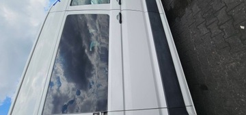 DVEŘE POSUVNÉ PRAVÉ LB9A MAN TGE VOLKSWAGEN CRAFTER II 7C