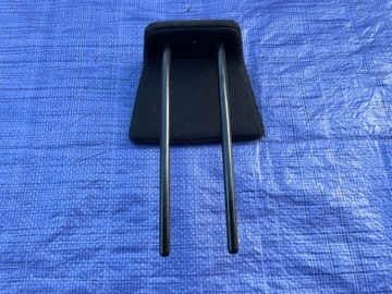 PEUGEOT 2008 PODHLAVNÍK ZADNÍ POHOVKA