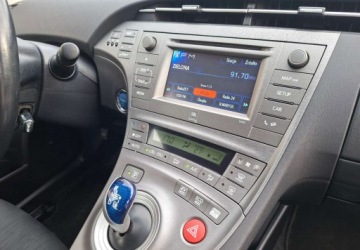 Toyota Prius III 2015 Toyota Prius Serwisowany - bezwypadkowy - hybryda - 182.000 KM 1.8 Hybryda, zdjęcie 16