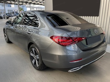 Mercedes Klasa C W206 Limuzyna 1.5 180 170KM 2025 MERCEDES-BENZ C Klasa 180 Avantgarde 1.5 (170KM) 2025, zdjęcie 2