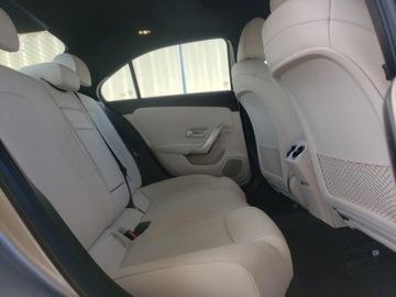 Mercedes Klasa A W177/V177 2020 Mercedes-Benz Klasa A 2020 Mercedes-Benz A 220 4MATIC 2.0 Benzyna 188KM, zdjęcie 10