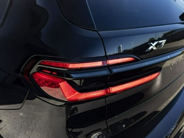 BMW X7 SUV Facelifting 3.0 40d 352KM 2025 BMW X7 xDrive40d - Dostępny od ręki!, zdjęcie 8