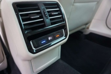Volkswagen Passat B8 Variant 1.8 TSI BlueMotion Technology 180KM 2018 Volkswagen Passat Hak DSG Virtual Cockpit Podgrz. fotele ACC Kamera, zdjęcie 12