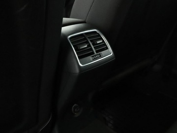 Audi Q3 I 2016 Audi Q3 2.0 TDI Automat Business Climatronic, zdjęcie 35