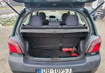 Toyota Yaris I 1.0 i 16V 68KM 2001 Toyota Yaris Toyota Yaris 1.0 Base Benzyna 68KM, zdjęcie 17