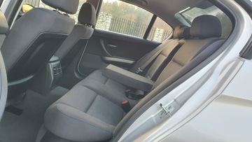BMW Seria 3 E90-91-92-93 Limuzyna E90 320i 150KM 2005 BMW 320 2.0i 150KM # Climatronic # Parktronic # El, zdjęcie 7