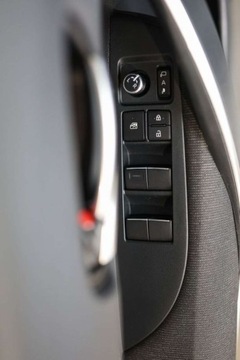 Toyota Corolla XII TS Kombi Facelifting 1.8 Hybrid 140KM 2023 Toyota Corolla 1.8 Hybrid Comfort 1.8 Hybryda 140KM, zdjęcie 33