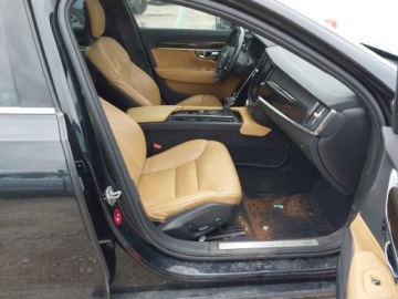 Volvo S90 II 2018 Volvo S90 2018 VOLVO S90 T5 MOMENTUM 2.0 Benzyna 250KM, zdjęcie 9