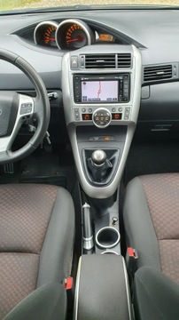 Toyota Verso Minivan 1.8 Valvematic 147KM 2011 Toyota Verso 1.8 16v 147KM # Navi # Kamera #, zdjęcie 17