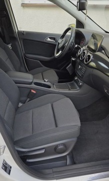 Mercedes Klasa B W246 Sports Tourer Facelifting 1.5 180 d 109KM 2018 Mercedes-Benz Klasa B 1.5 diesel 109 KM NAVI klimatronic zarejestrowany 49, zdjęcie 16