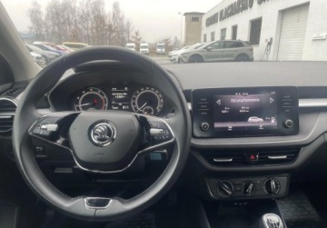 Skoda Fabia IV 1.0 TSI 95KM 2022 Skoda Fabia AMBITION 1.0 TSI 95 KM Klimatyzacja Czujniki LED ASO, zdjęcie 8