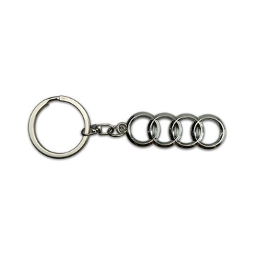 Metalowy brelok z łańcuszkiem z logo Audi