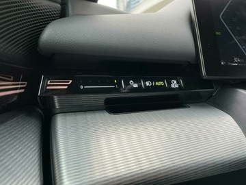 BMW Seria 5 G90-91 Touring 2.0 520d 197KM 2024 BMW 520 BMW 520d xDrive, Salon PL, Bezwypadkowy, C, zdjęcie 17