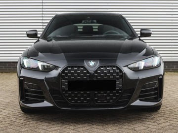 BMW Seria 4 G22-23-26 Coupe 2.0 430i 245KM 2025 BMW Seria 4 Gran Coupe 430i xDrive Sport Sedan 2.0 (245KM) 2025, zdjęcie 4