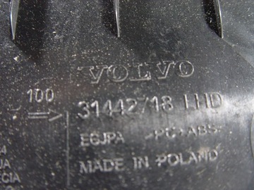 VOLVO XC40 18- ПЕРЧАТКА ПРАВОГО ПАССАЖИРА В КОНСОЛИ