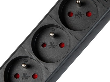 MOCNA LISTWA ZASILAJĄCA PRZEDŁUŻACZ 3 GNIAZDA 1,5M