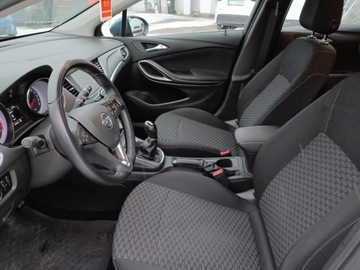 Opel Astra J GTC 1.4 100KM 2016 Opel Astra V 1.4 Enjoy K (2015-2021) 1.4 100KM I W, zdjęcie 9