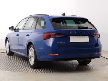 Skoda Octavia IV Kombi 2.0 TDI 150KM 2022 Skoda Octavia 2.0 TDI, Salon Polska, zdjęcie 3