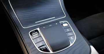 Mercedes GLC C253 2020 Mercedes-Benz GLC 2.0 258KM 4Matic AMG Navi Kamera Panorama Tempomat Gwara, zdjęcie 23