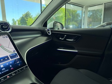 Mercedes GLC C254/X254 Coupe 2.0 200 204KM 2024 Mercedes-Benz GLC 200 GLC 200 4-Matic, 1 właścicie, zdjęcie 25