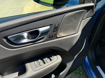 Volvo XC60 II Crossover D5 235KM 2020 Volvo XC 60 2.0D5 235KM R-Design Najbogatsza wersj, zdjęcie 9