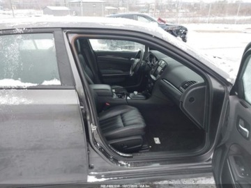 Chrysler 300C II 2021 Chrysler 300s 2021 3.6 Benzyna 300KM, zdjęcie 10