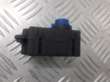 SILNICZEK NAGRZEWNICY OPEL VECTRA C 006971J02