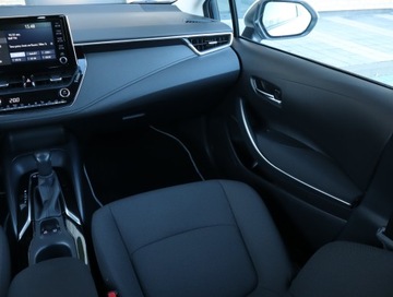 Toyota Corolla XII Sedan 1.8 Hybrid 122KM 2022 Toyota Corolla 1.8 Hybrid, Salon Polska, zdjęcie 7