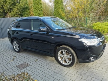 Mitsubishi Outlander III SUV Facelifting 2.0 SOHC MIVEC 150KM 2014 Mitsubishi Outlander 2.0 DID 150KM Klimatronik GW, zdjęcie 3