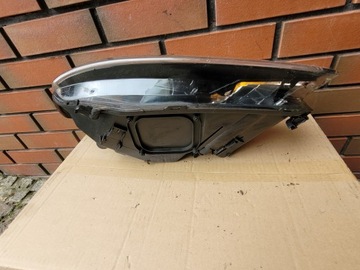 Лампа фары правая Ford Focus mk2 II лифт Европа