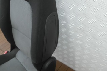 MITSUBISHI COLT Z30 5D 09-12 SEDADLO PŘEDNÍ LEVÝ ŘIDIČE + AIRBAG EVROPA OE