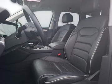 Volkswagen Touareg III SUV 3.0 V6 TSI 340KM 2022 Volkswagen Touareg 3.0 TFSI / 320KM, Elegance 4Mot, zdjęcie 8