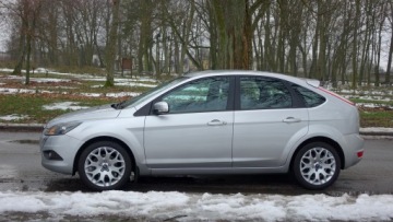 Ford Focus II Hatchback 5d 1.6 Duratec Ti-VCT 115KM 2009 .. .. Grzane szyby przód i tył .. Książka serwisowa .. Klimatyzacja .., zdjęcie 24