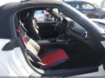 Fiat 124 Spider 2018 Fiat 124 Spider 2018 FIAT 124 SPIDER ABARTH 1.4 Benzyna 164KM, zdjęcie 5