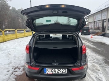 Kia Sportage III SUV 1.7 CRDi 116KM 2011 Kia Sportage III 1,7 CRDi-116Km Panoramadach, Navi, Skóry, Hak, Keyless Go, zdjęcie 9